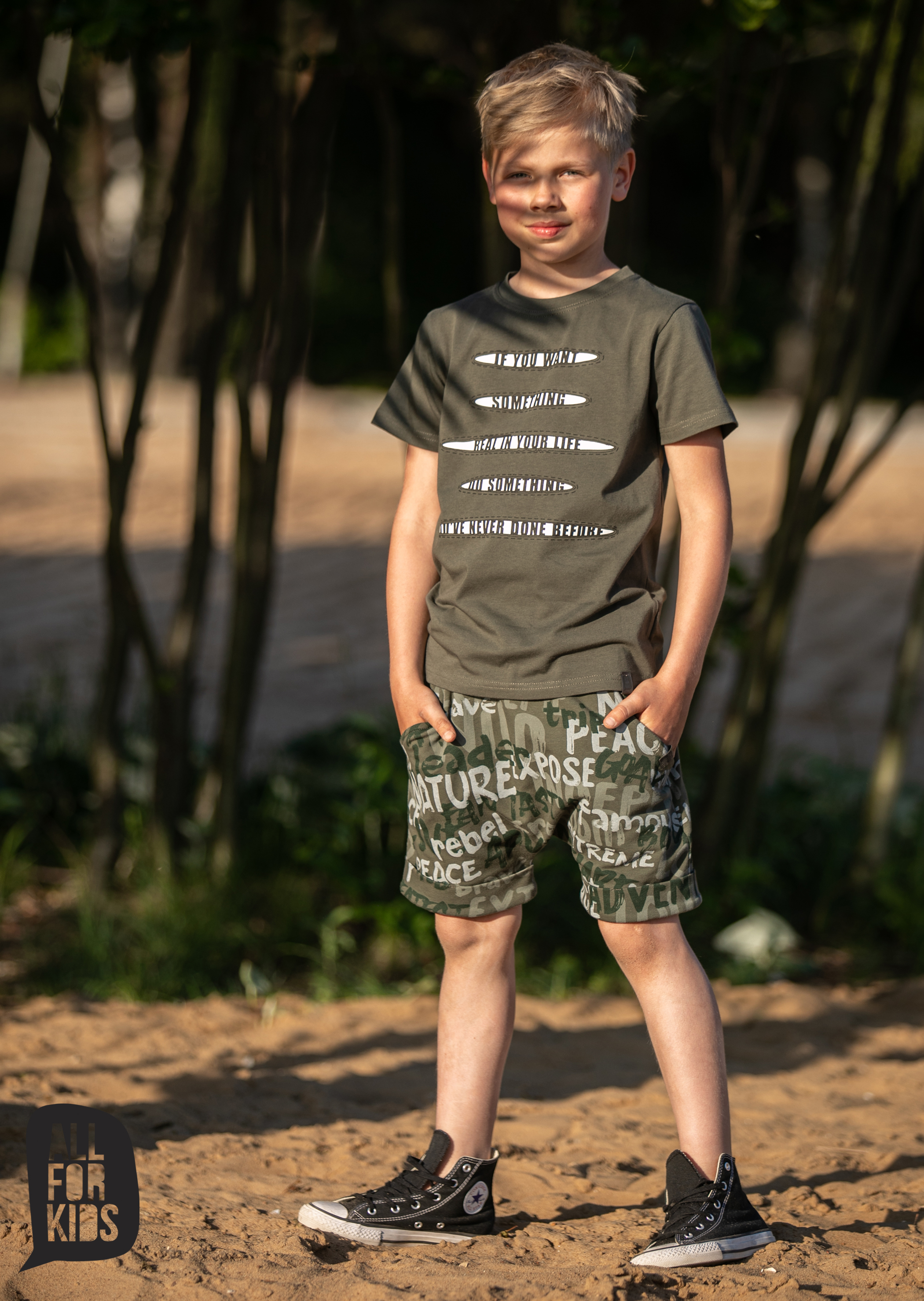 Teplákové kraťasy s nápismi - ALL FOR KIDS zelená