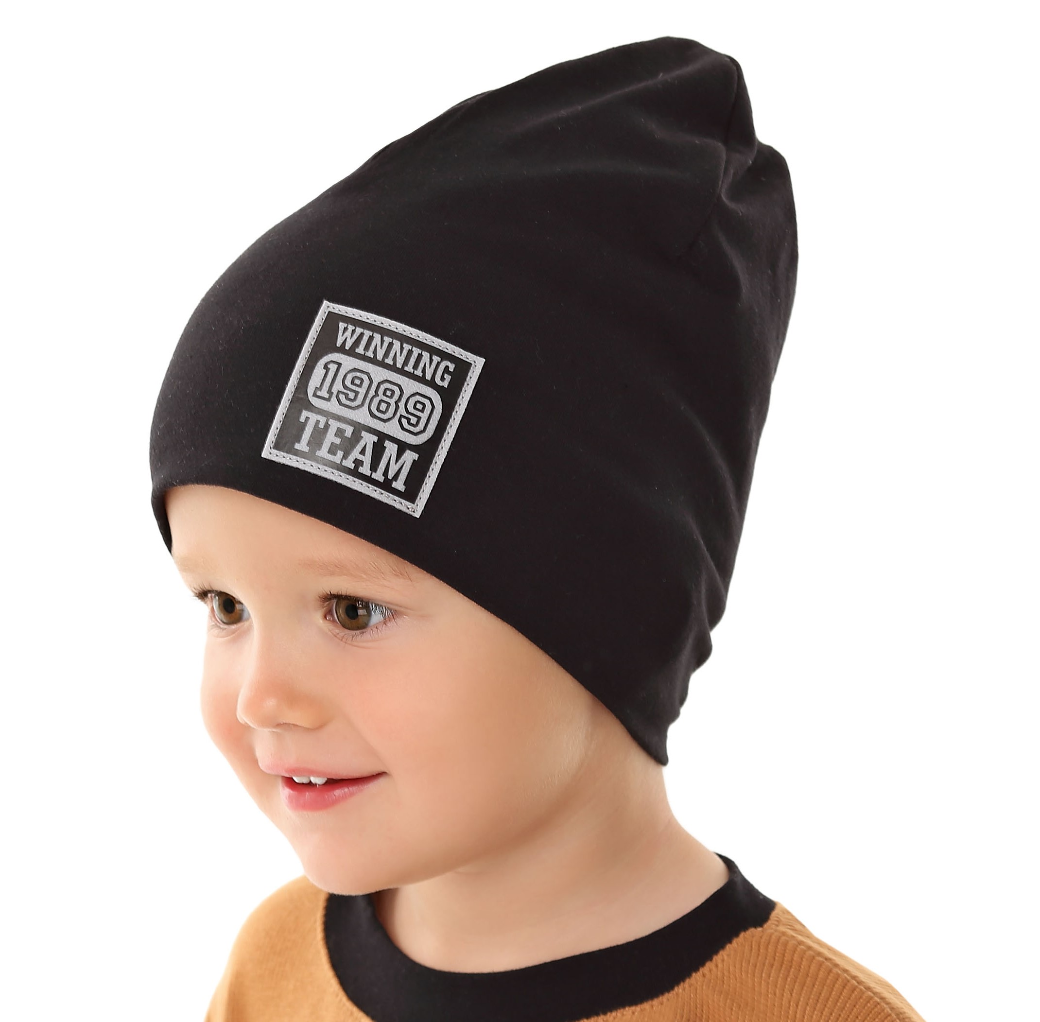 Chlapčenská čiapka s nápisom Michal MWJ-3249 čierna