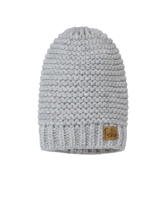 Dámska zimná pletená čiapka Fashion 42-612 sivá