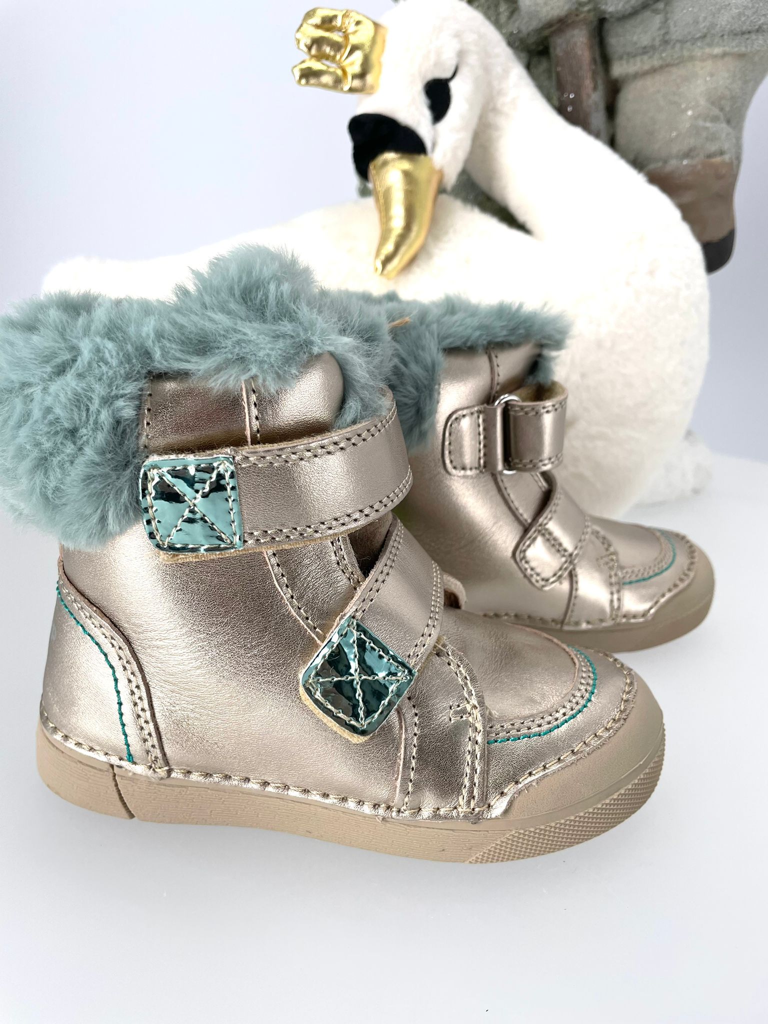 Zimné topánky s kožuškom DIONA gold D.D.Step